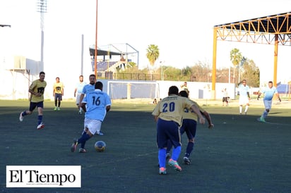 Busca unirse futbol veterano