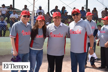 Apoyando a los Venados