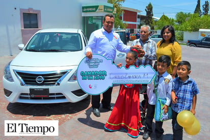 ¡Cumplidor y suertudo!, gana el Auto Nissan Versa