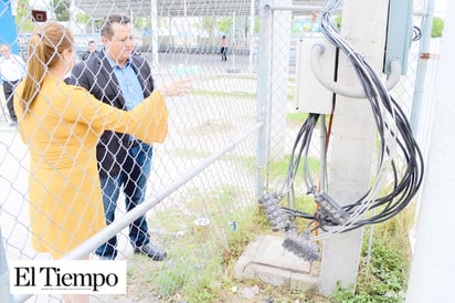 Solucionan falla eléctrica en Escuela ‘Rafael Ramírez’