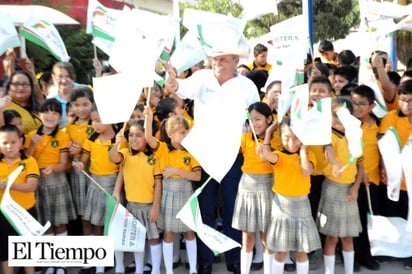 Llegan obras a escuela del Ejido La Cruz