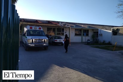 Violan a niño con un palo