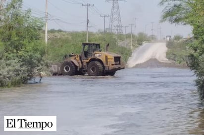 Se inunda vado en la avenida Puerta 4