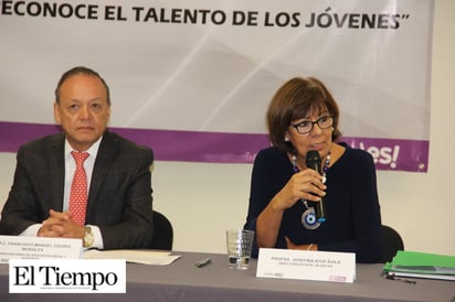 SEC firma convenio con 11 universidades