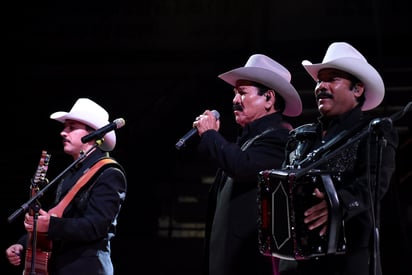 Los Cardenales de Nuevo León presentan en la Feria de San Buena su sencillo “Mi Vida Sin Ti”