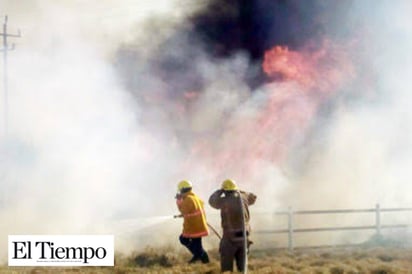 Becarán a jóvenes bomberos