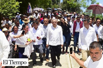 AMLO estima cerrar el año con 35 mil mdd de remesas; 'se rompió récord', dice