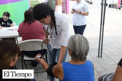 Con brigada sensibilizan el cáncer cervicouterino