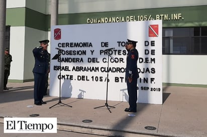 Toma protesta Cuadros, nuevo Comandante del 105 Batallón