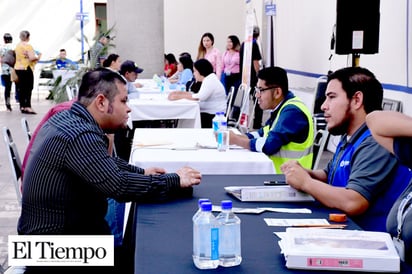 Responden a la feria municipal del empleo