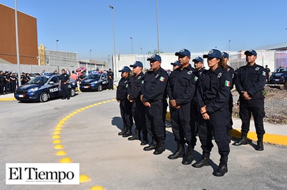 Aumentan salario a policías