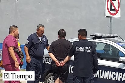 Esquizofrénico lesiona a policía