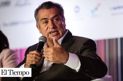 Vende propiedades y pide prestado 'El Bronco' para pagar abogados