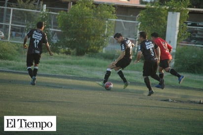 Ganan los Amigos del Pueblo