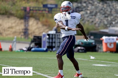 Antonio Brown ya entrenó con los Patriots