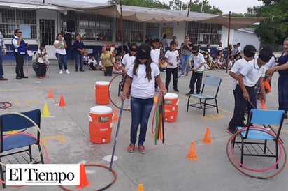 Llevan a primaria ‘ponte en mi lugar’