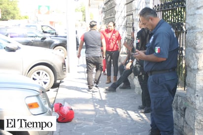 Motociclista arrolla a niña