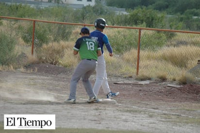 Vaqueros comieron Gallos