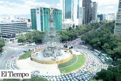 Taxistas logran negociación tras 12 horas de bloqueos en la CDMX