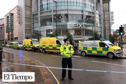 De nuevo cae el terror en Manchester; 5 heridos por hombre con cuchillo fuera de centro comercial