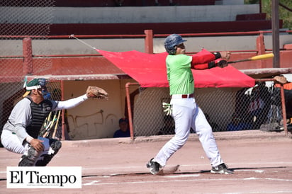 Atléticos derrota a los Mayos