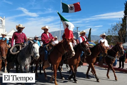 De fiesta Castaños por 345 aniversario