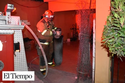 Perrito provoca incendio