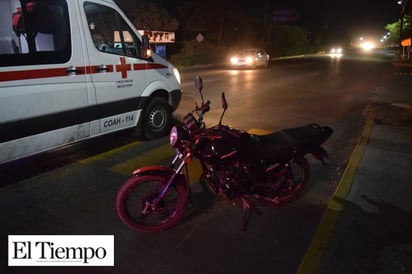 Derrapa en motocicleta