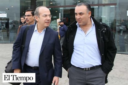 Llega Felipe Calderón a Piedras Negras y arremete contra AMLO