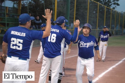 Royals va por el título