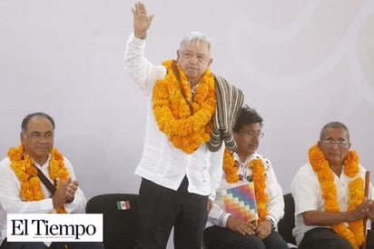 Ayotzinapa y muerte de Arnulfo Cerón ya no son crímenes de Estado, asegura AMLO