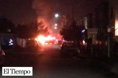 Apagan fuego de camioneta; pertenecía a los delincuentes