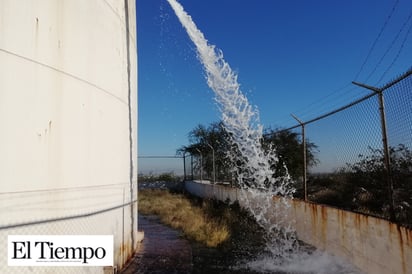 Derrocha SIMAS agua por 2 días