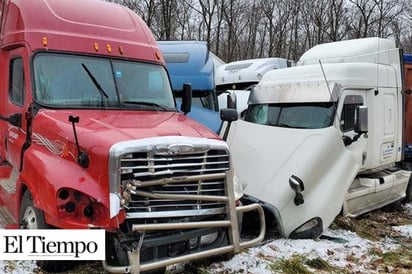 Rafagas de nieve provocan terrible carambola en carretera de EU