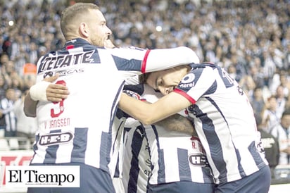 Rayados deja ir vivo al Necaxa