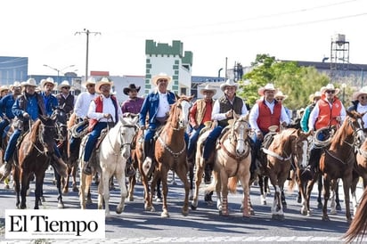 De fiesta el Ejido 8 de Enero