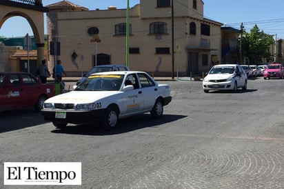 Obligatorio a los taxistas renovar permiso de ruta