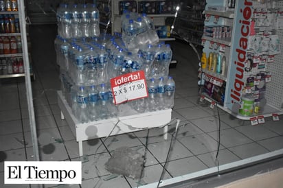 CAUSA DESTROZOS EN FARMACIA EL MORÍN