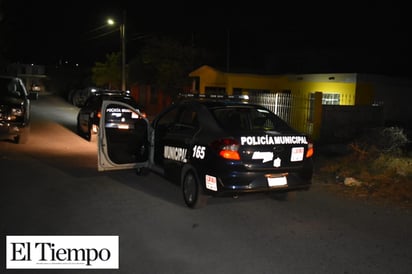 SE PELEA CON PAREJA Y ÉSTE LE ROBA EL AUTOMÓVIL