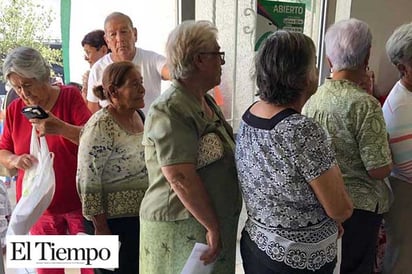 Van por aumento a pensiones