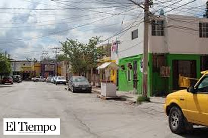 ENTRA A DOMICILIO Y HURTA BICICLETA