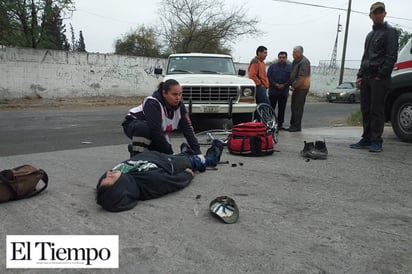 CAFRE LE DESTROZA LAS PIERNAS