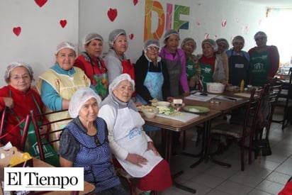 Realizan cursos de cocina  para los adultos mayores