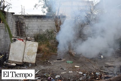 SE INCENDIA BASURA DE FOSA SÉPTICA