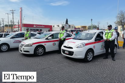 Sólo fallas mínimas encuentran  en la revisión mecánica de taxis 