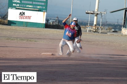 Compadres sorprenden a Carreros