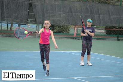 Inicia Torneo de Tenis de La Amistad