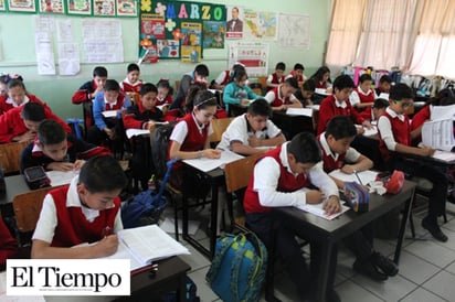 Continúa inscripción en secundaria