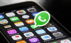 Por qué Apple eliminó WhatsApp de la tienda de aplicaciones en China