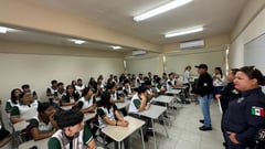 Visita SP Frontera escuelas para pláticas contra adicciones
